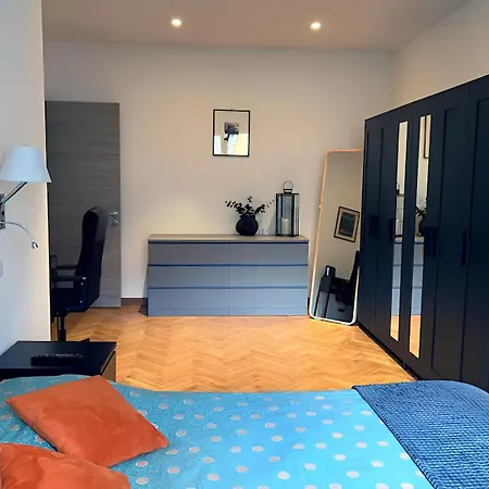 The Lighthouse - Central Apartment Aoste Extérieur photo